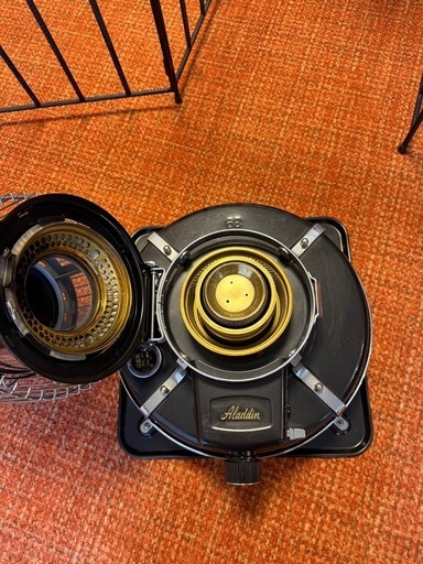 アラジンストーブ　　　
