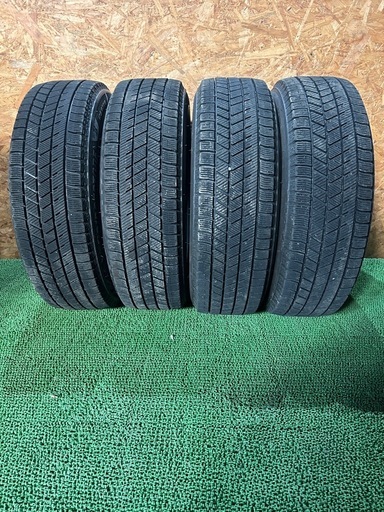 BS VRX3 175/65R15 21年 センター溝8.5 サイド7.5mm