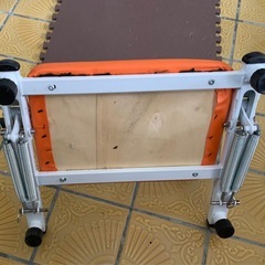 自宅 腹筋マシン トレーニング器具●マット付 の画像