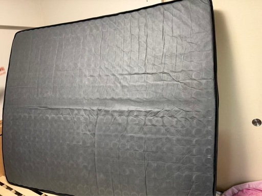 ダブルベッド