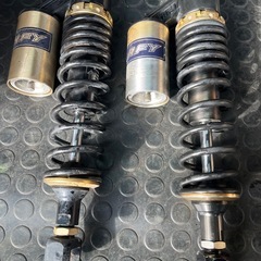 RFY リアサスペンション 320mmの画像