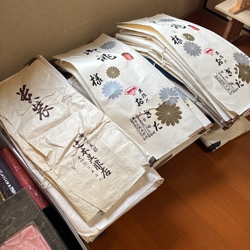 着物　使用品、未使用品あり