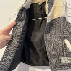 TICK TOCK ヘリンボーン ベビーベスト 90 もこもこの画像