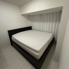 IKEAのマットレス下収納ベッド MALM オットマンベッドの画像