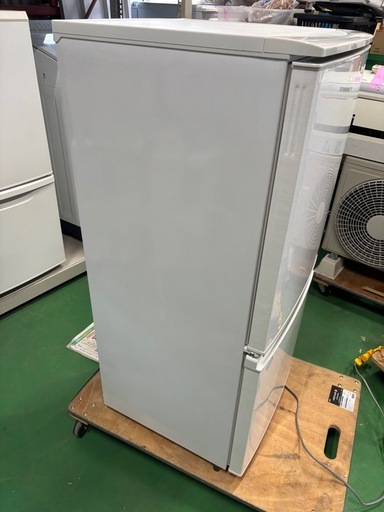 w883 冷蔵庫    一人暮らし用 シャープ