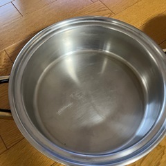 深鍋2個、蒸し器付き（タッパーウェア、アムウェイ）バック付きの画像