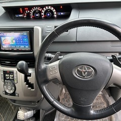 綺麗なファミリーカー　調子良く　車検長い　乗って帰れますの画像