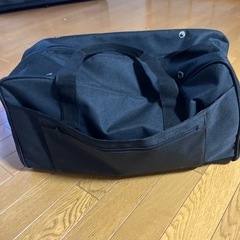 深鍋2個、蒸し器付き（タッパーウェア、アムウェイ）バック付きの画像