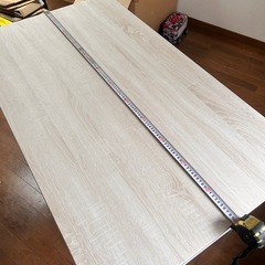 テーブル　デスク　バイブ椅子の画像