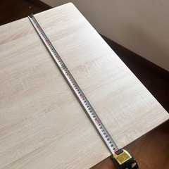 テーブル　デスク　バイブ椅子の画像