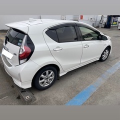 トヨタ　アクアS  白　2018年式　154,500km走行の画像