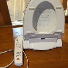 INAX ウォシュレット　便座の画像