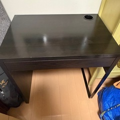IKEAテーブルチェアセットの画像
