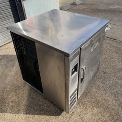 フクシマ 業務用 小型 超鮮度高湿庫 テーブル形冷蔵庫 コールドテーブル 台下冷蔵庫 UFD-080W3 252L 横77cm 奥行き80cm 236Lの画像