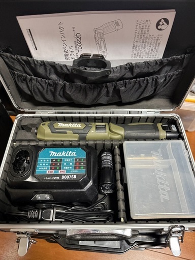 マキタ　充電器式ペンインパクトドライバ
