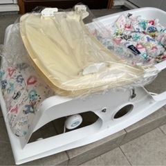 【2/28まで】コンビ　ベビーラック　バウンザーの画像