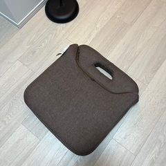 ニトリ　コンパクト座椅子  アレックスの画像