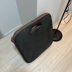 ニトリ　コンパクト座椅子  アレックスの画像