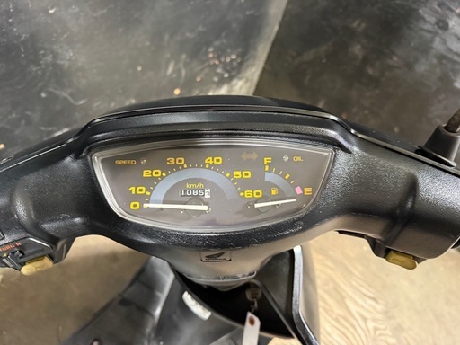 ★支払総額3.8万円★定休日なし！いつでも現車確認可能です！ ホンダ スーパーディオ 黒 AF27 人気のスーパーディオ！ ２ストのためオイル注ぎ足すだけ！ バッテリー新品！ カスタムベースに♪