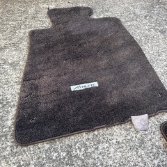 200系クラウンアスリート 純正フロアマットの画像