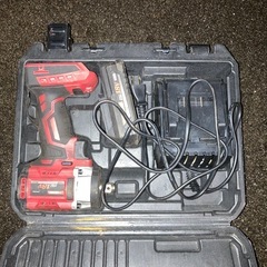 今日中取引で2000円引きアストロプロダクト　充電式インパクト　ソケット付きの画像