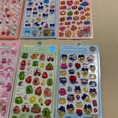 ボンボンドロップシール　サンリオ　たまごっちの画像