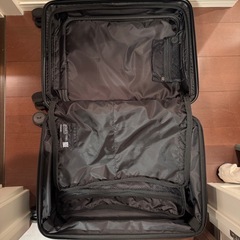 MAIMO スーツケース Mサイズ（鍵破損あり／使用可）の画像