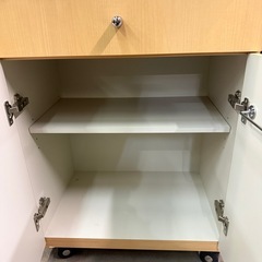 レンジ台　食器棚　キャスター付きの画像