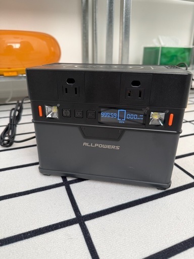【取引中】ALLPOWERS S300 ポータブル電源 W288
