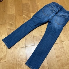 120 gap ジーンズ　ジーパンの画像