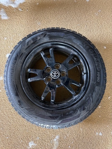 プリウス  　スタッドレス　トヨタ