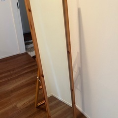 無印　スタンドミラーの画像