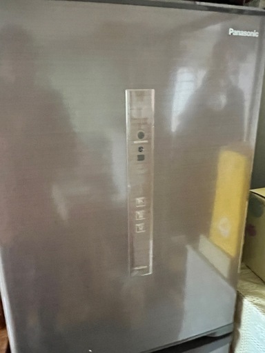 中型冷蔵庫　2人暮らしに　Panasonic NR-C32DM-P 320L