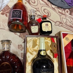 ウイスキーとブランデーのセット　6本の画像