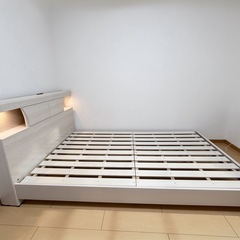 ニトリ　セミダブル／ベットフレーム の画像