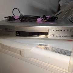 DENON サラウンドスピーカーの画像