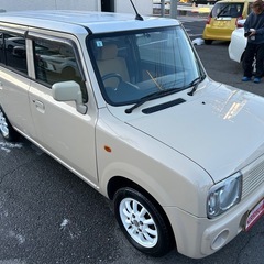 🉐ホワイトベージュカラーラパン❣️車検2年❣️おしゃれ❣️綺麗で絶好調❣️高速めちゃくちゃ速い❣️バックカメラ❣️の画像