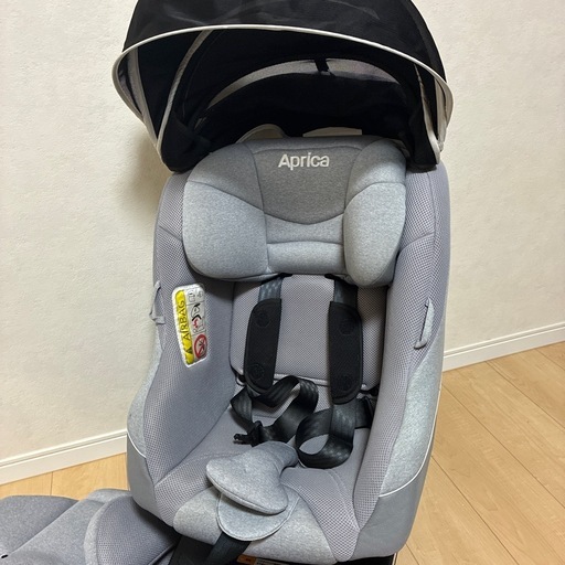 美品★アップリカ(Aprica)[チャイルドシート 新生児 回転式ベッド型 ISOFIX]