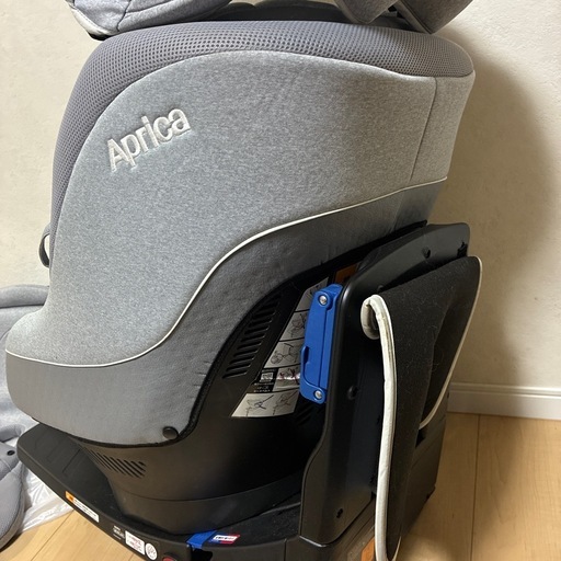 美品★アップリカ(Aprica)[チャイルドシート 新生児 回転式ベッド型 ISOFIX]