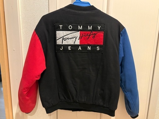 トミーヒルフィガー ジャンパー