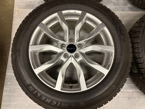 MAK ハイランズホイール 18インチ 18×8J 5H108 PCD+45 MICHELIN 235/60R18 4本 レンジローバー イヴォーク スタッドレスタイヤ 溝あり