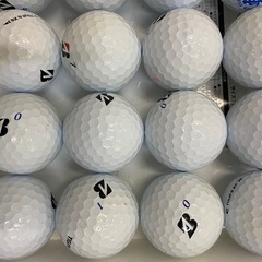 ブリジストン TOUR B XS ホワイト 35球の画像