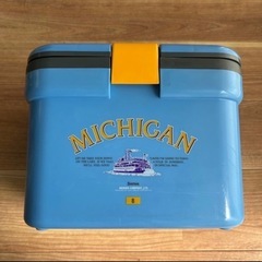 クーラーボックス 8L 釣り BBQの画像