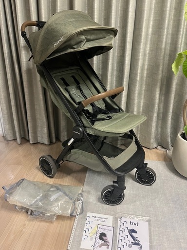 レインカバー付　nuna trvl ベビーカー トラベル パイン トリヴ