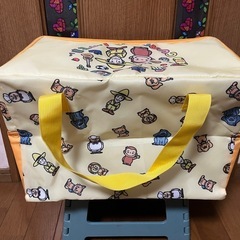 おさるのジョージ保冷バックの画像