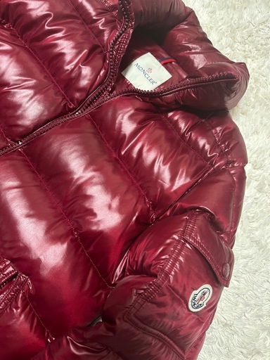 規品 Moncler 赤ダウン｜68,000円｜真贋確認済