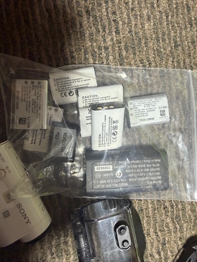 SONY HDR-AZ1 アクションカメラ 本体 他付属品多数！ バッテリーたくさん！