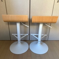 カウンターチェア2脚セットの画像