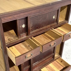 ★1950年代★ 昭和レトロ 水屋箪笥 和風食器棚 古民家家具 引戸収納 飾り棚の画像