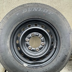 200系
ハイエース バン　純正タイヤ　4本セットの画像